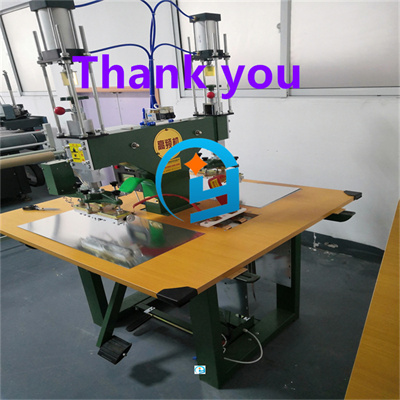 High frequency welding machine for inflatable life jacket